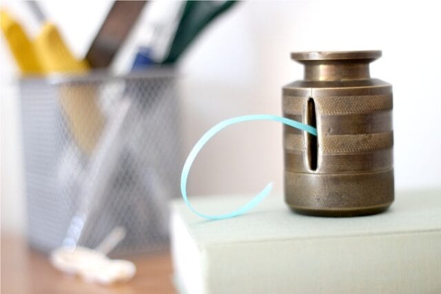 brass-dispenser-1437700