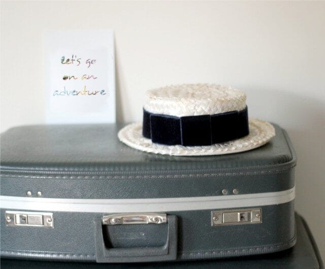 white vintage hat 110-640x530-8201602