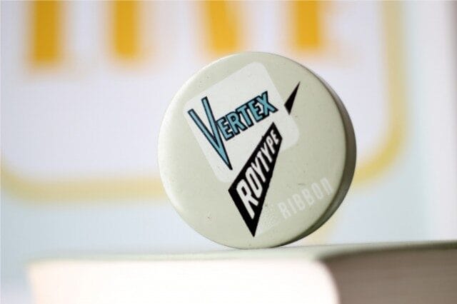 vintage typewriter tin 18-640x426-2294893