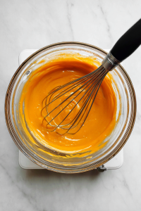 glass-bowl-pumpkin-puree-vanilla-whisked-in-butter-sugar