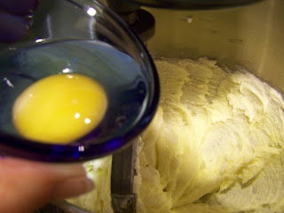 add-wet-ingredients-2