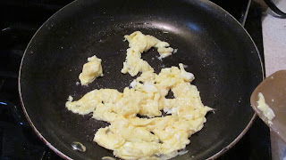 scramble-the-egg