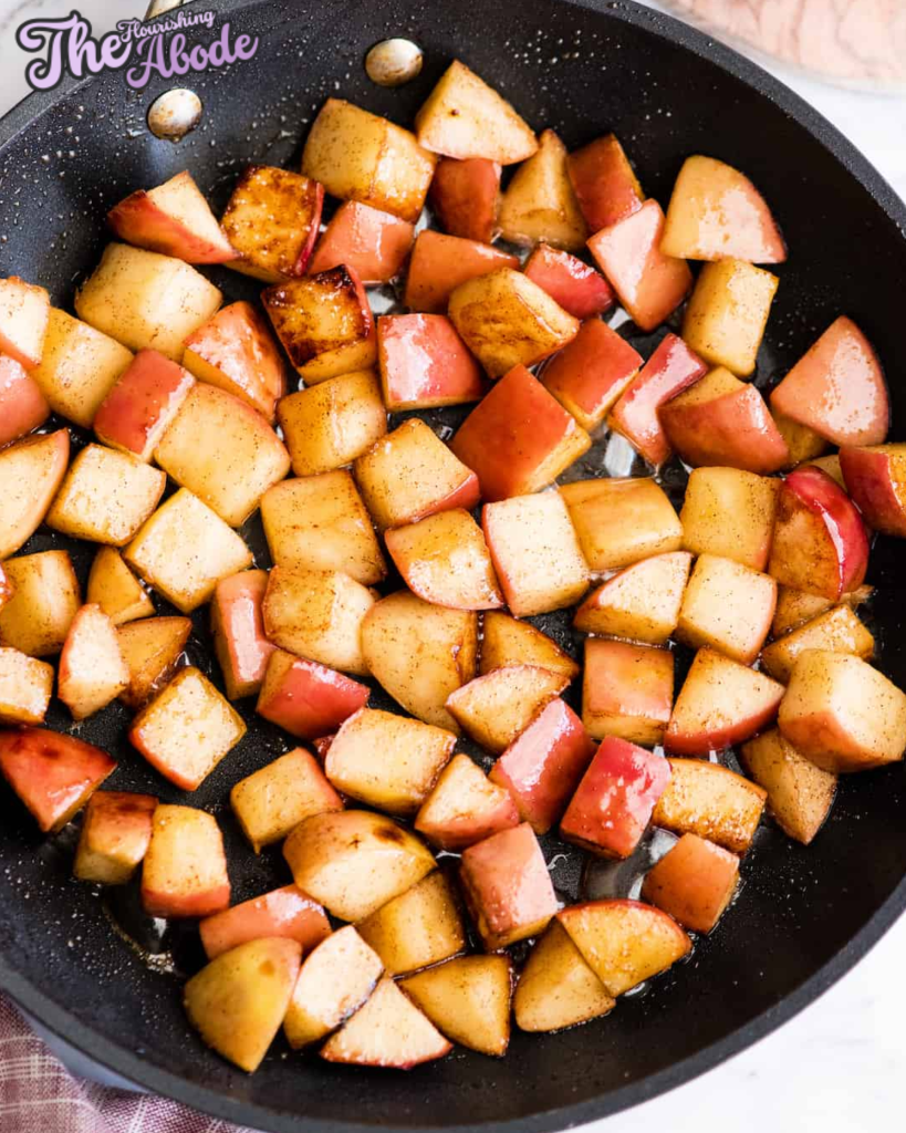 Warm Cinnamon Apple Simmer